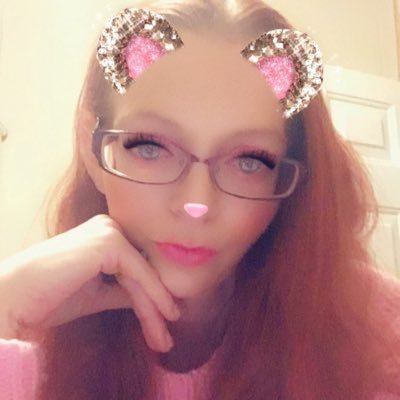 danellesimons's profile picture. Married. Mom of 4. Crafty Bitch, 420, nature, untamed witchy soul, cash app $danellesimons venmo @ Danelle-Simons