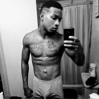 HDrizz13's profile picture. King Charmer🔥💓💋