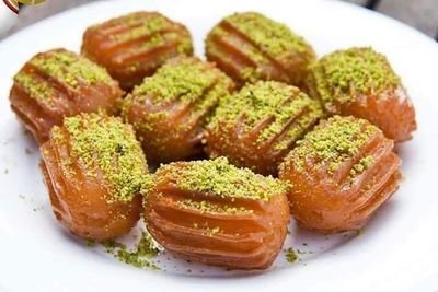 yasmayanirmin's profile picture. cosmeti kaka