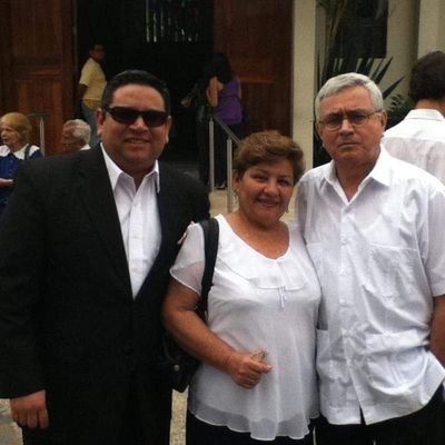 guido_coppiano's profile picture. Padre, Guayaquileño, Abogado, Barcelonista y trabajador incansable por un mejor país.