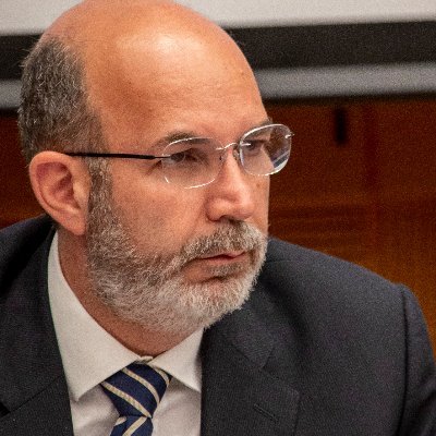 Ex portavoce del MoVimento 5 Stelle al Senato della Repubblica.