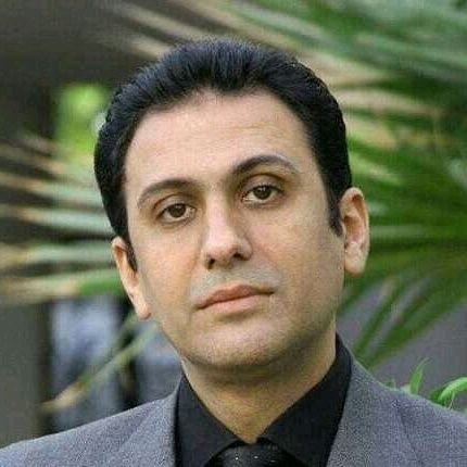 ‏خبرنگار
‎#محمد_اکبری