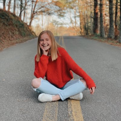 elliefluman's profile picture. 