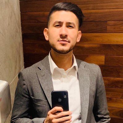 DVillanuevaRdz's profile picture. Tienes que aprender las reglas del juego y después jugar mejor que nadie.