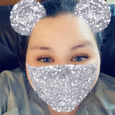 Lyndzy374 Profile Picture