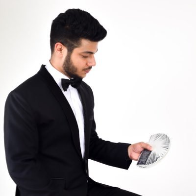 Comedy Magician Mentalist as seen on NDTV and News 24✨ 🎭|| TEDx Speaker || Bollywood Performer || Business Queries: info@sleightillusionist.com