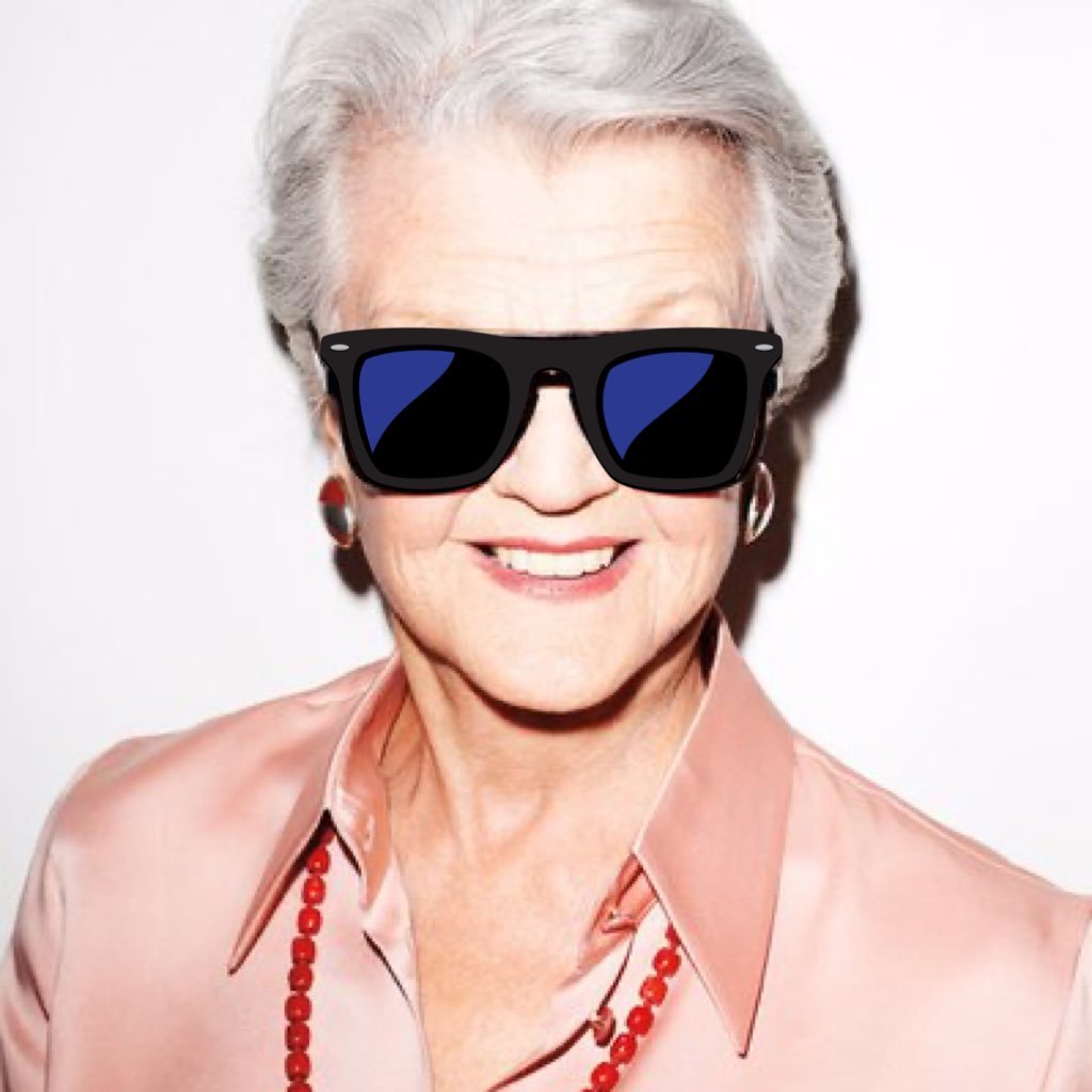 xskysthelimit__'s profile picture. Dream job: massaggiatrice di materassi Eminflex. | जय हो | Diehard gymfan #italgym & reader | Il mondo della danza (e quello del trash) SA.