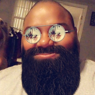 takeachance321's profile picture. Barefoot mafia / teamiphone / work like a slave to live like a king / I know people at Amazon