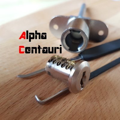Alpha Centauri Lockpicking