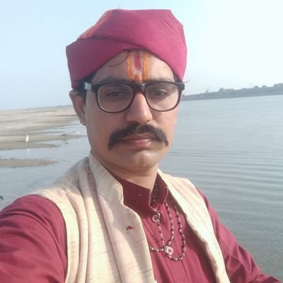 akdubey42's profile picture. 