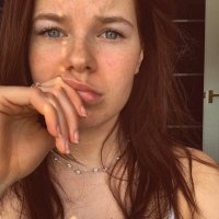 annabelle (@actuallyrosetop) 's Twitter Profile