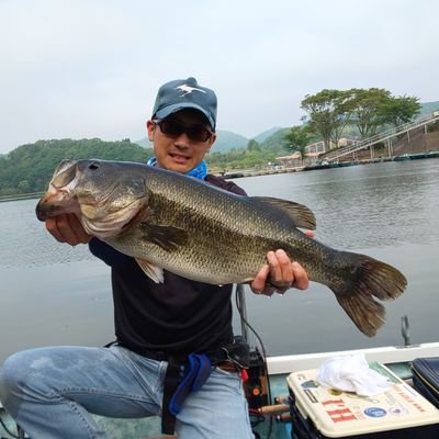 _SETAKA's profile picture. 徳島出身
芦ノ湖・亀山湖・霞ヶ浦・旧吉野川をレンタルボートで細々とバス釣り・・・
 ソルトとトラウトも少々かじってます・・・