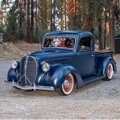 madtownlad's profile picture. Self made man