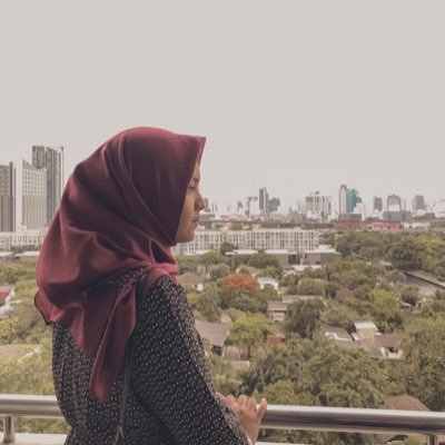 rnmukhlisa's profile picture. 