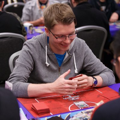 🇩🇰 / 🇳🇱 Pokémon TCG player/judge. Dragon Shield🐉🛡️ Associate Professor in Finance💶 11 (12) Worlds invites. Content creator - Steffens Classroom.