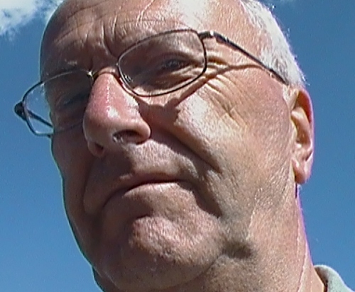 Mac Stone learned much of what he knows about business and technology as he worked his way up in travel; franchise and automotive related businesses.