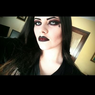 AnamaMetalhead's profile picture. 📷 Instagram: @anama_metalhead 📷

🍃🍂Nordic Mithology🍂🍃
🎸METAL🎸
🍂Nature 🍂
🎵Folk Music🎵
🖌Art🖌
❌GøTh❌