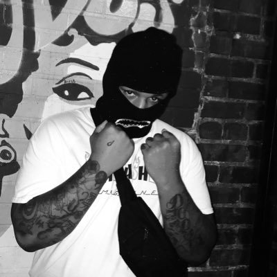 Blavkstar➖Bankz➖Bitch ⭐️ features 📓 bigboyblavko@gmail.com📍 New drip below 😈👇🏾