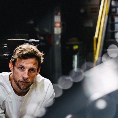 EugenProsto's profile picture. как будто у безумия бывает предел