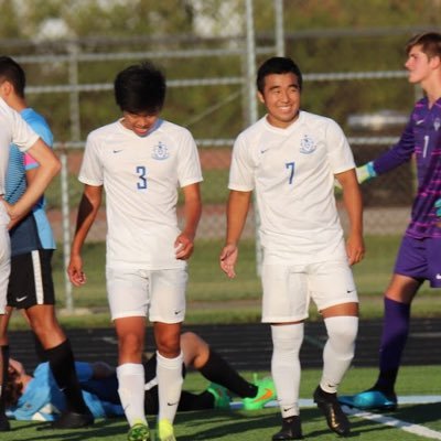 TsunematsuYusei's profile picture. Davidson