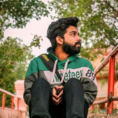 yajatkale's profile picture. 