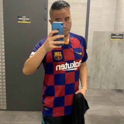 KriSK___10's profile picture. ສະບາຍດີ 🐘🐘🐘 ລາວ ∞ ∞ ∞