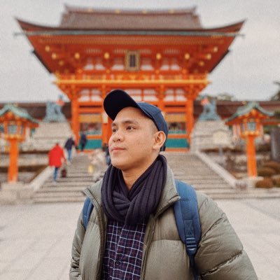 triputera_'s profile picture. A dreamer. CARPIN ALL THOSE DIEMS.