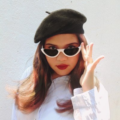 thcopygirl's profile picture. 🌸 Copywriter | 26 años | Publicista
🌸 Amante de las boinas, los atardeceres y la buena música.