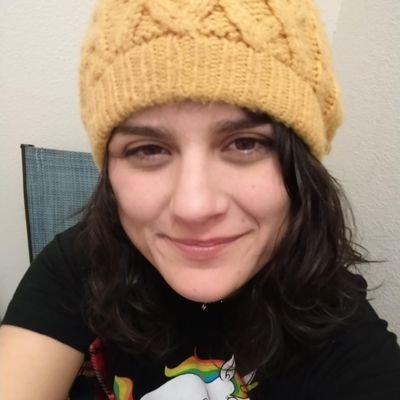 Ivybugkristine's profile picture. Austin Texas local, studying to be a teacher, music maker, and better person