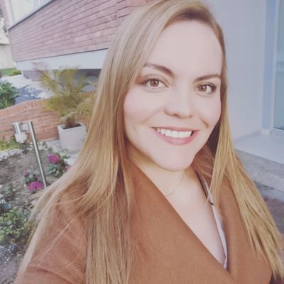 💓Tú amor me hace fuerte, tú luz me hace felíz y la vida que me das es lo más importante para mi. 💞😇.