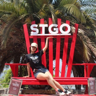 EstefanySolary's profile picture. Fashion Designer ✨