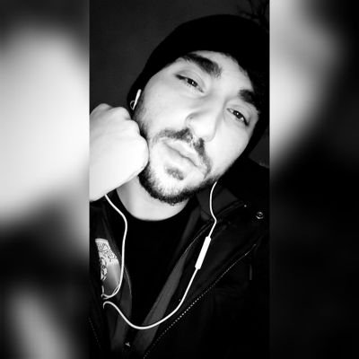 A lo mío con los míos....
Instagram: @_if22__ 🤟👁️🖖