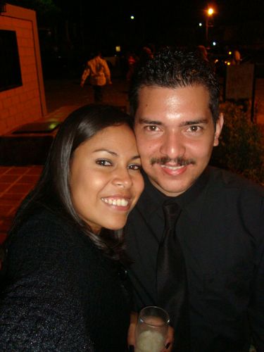 Amante de los deportes. Felízmente casado. Padre de la nena más hermosa del mundo. Tatuajes. Rock and Roll. Venezuela.