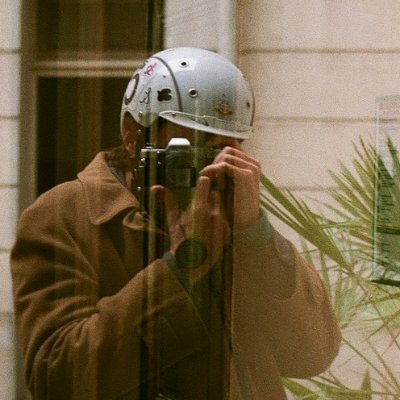 Freelance en stratégie et création éditoriale
/////
ℍors-𝕊ol
/////
Ex @spintank
\\\\\
Ex @MasterUnicAssas
/////
Ex @MagazineTrax
