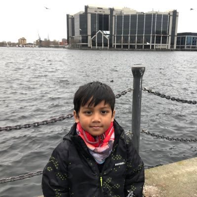 lunaamax's profile picture. 