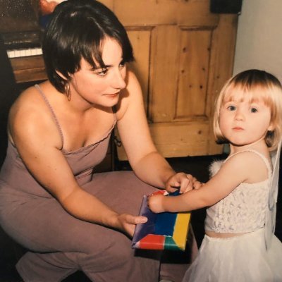 drHH's profile picture. GP, musician, mum, host of @thecoronacast + Death and the Elephant, lover of all the arts, her/she