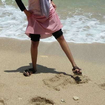 WpAvrillia's profile picture. membuang sampah pd tempatnya
jangan lupa sedekah