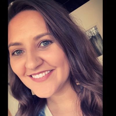 ✨| 26| | utm alum | | smyrna tn | | dog mom || 👻: kelseypaige16