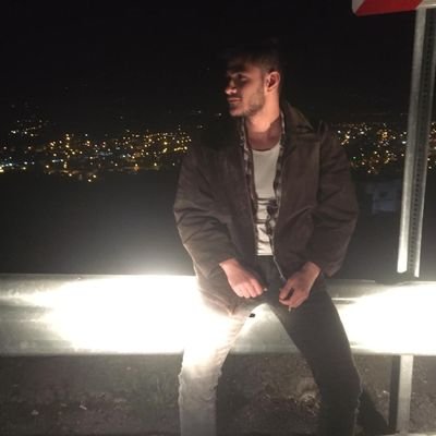 Erdalbektass's profile picture. Özgürlük uzak sevda dört duvar