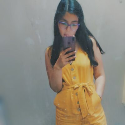 silva_cony's profile picture. La vida no tiene que ser perfecta para ser extraordinaria.. ⭐ #Chile #Jonatic #traducción