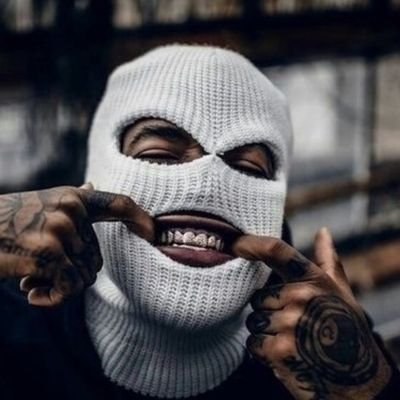 Porque esperar cosas de los humanos? Prefiero ver como un idiota me sorprende.