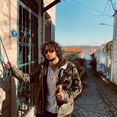 EfeKaranfilll's profile picture. Pianist / Composer