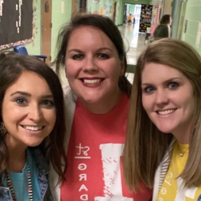 elisabethtomp11's profile picture. Christian•Teacher•Friend