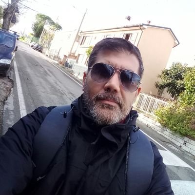 Equileproso's profile picture. Enfermo de Lepra. Cocinero y volante central con mucha marca, buena pegada y el pase en su poder