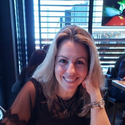 reginadykman's profile picture. Always happy to be with my family!