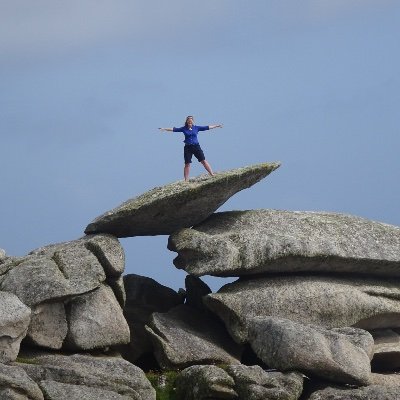 Mum of 2, KS3 RAL, Maths/history teacher & lover of all things Cornish.