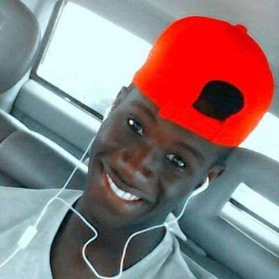 AmadouS02101960's profile picture. 1_(le travail)_soutenir ma famille...
2_(être quelqu'un de modèle)_être un bon citoyen,avoir donné à le monde le respect que je vous dois...
3_(le sport)...