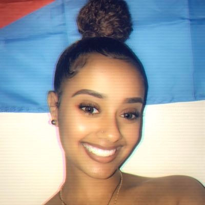 danaitk_'s profile picture. 