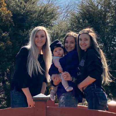 Momma of 3 Beautiful Girls❤️Sports Mom🏀Gramma to Trayce👶🏼 & Baby Bohdi   🏀 BBC WBB❤️💙🤍🏀Central ChristianCollege WBB 🩶❤️✝️ Golden Gray Photography Mom📸