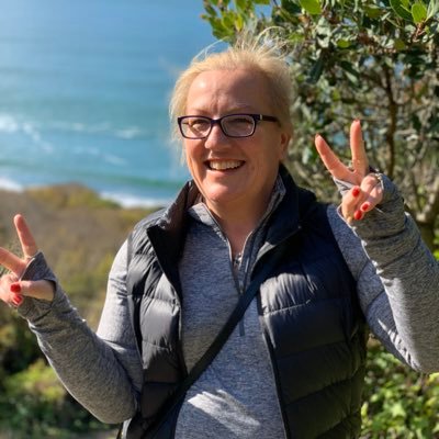 Julie32175136's profile picture. 